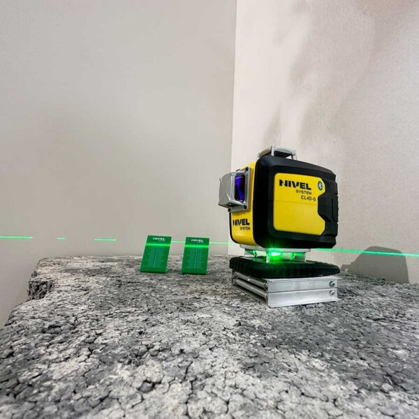 LASER KRZYŻOWY CL4D-G + STATYW SJJ-M1 EX - obrazek 8